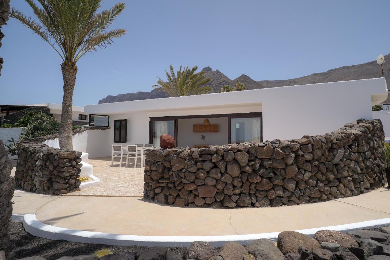 Bungalow Con Vistas Al Mar Famara Exteriör bild
